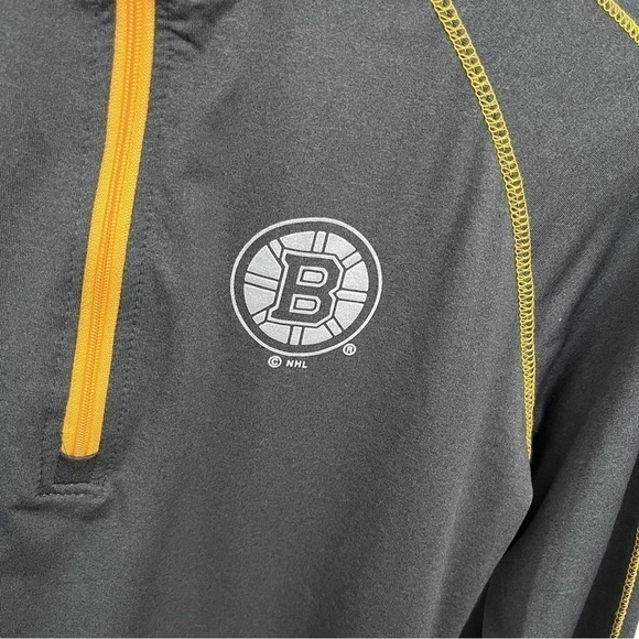 Boys NHL Boston Sweater Size M - Picture 4 of 7
